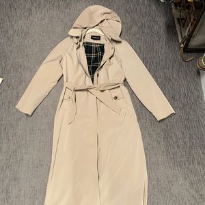London Fog women’s trench coat/rain jacket